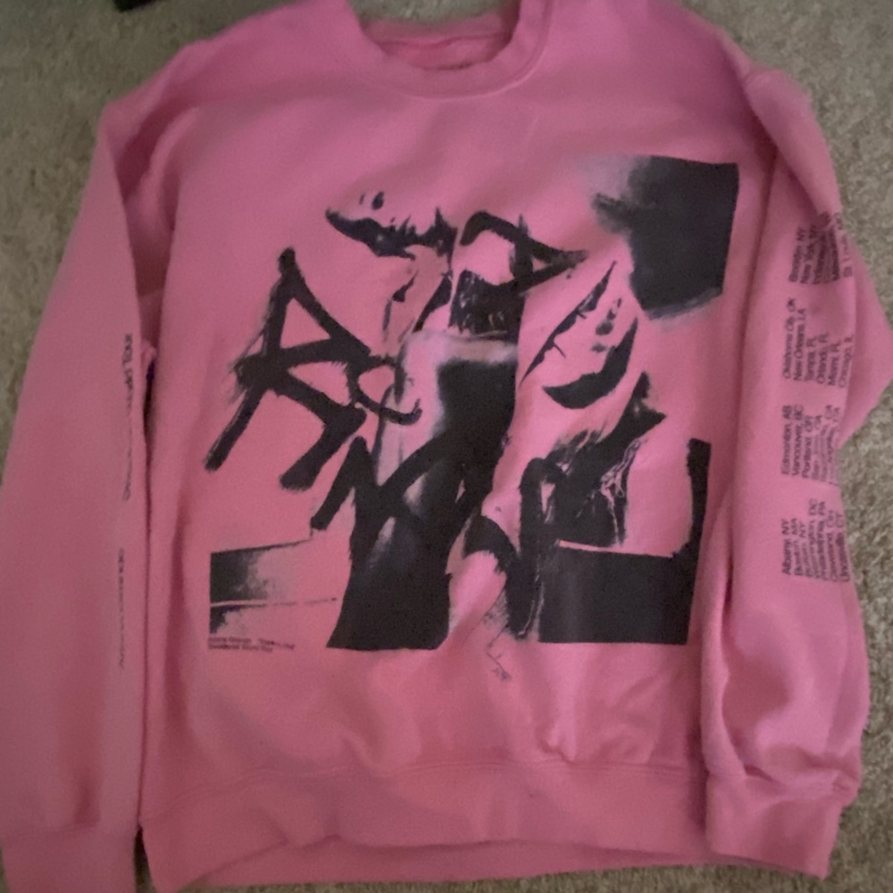 Ariana Grande 7 Rings Crewneck SWT